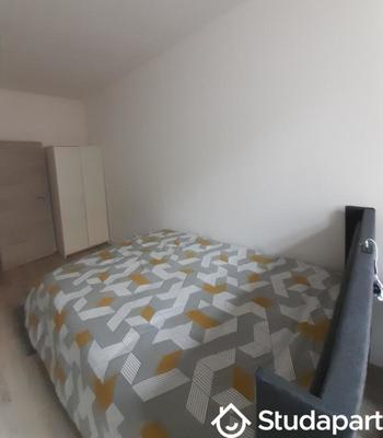 Chambre - 15 m² - 1 pièce