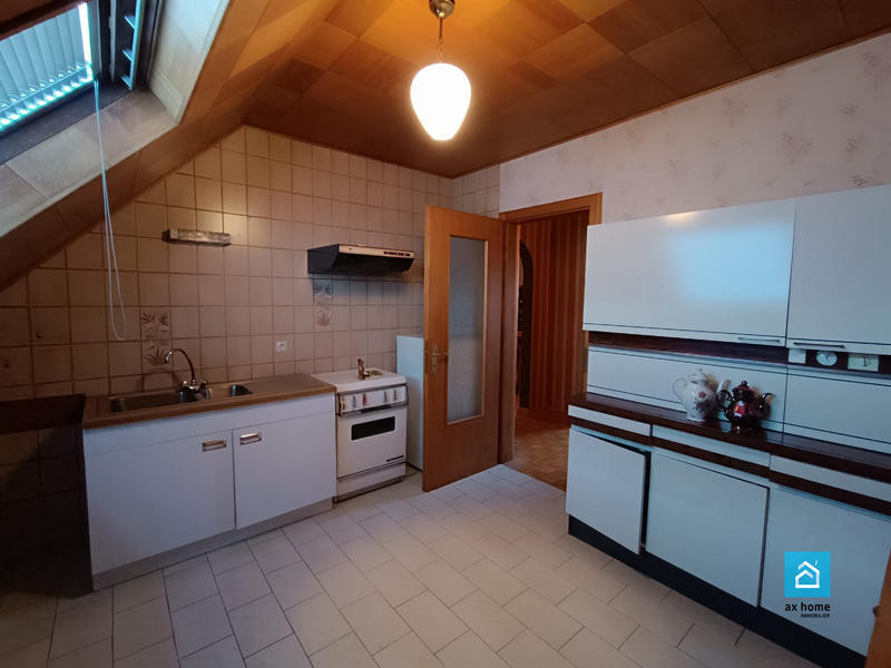 Maison - 210 m² - 7 pièces