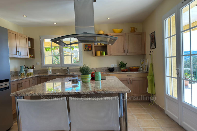 Maison - 190 m² - 5 pièces