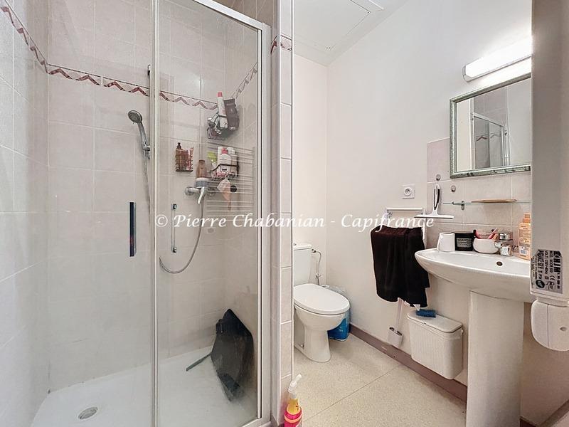 Immeuble - 349 m² - 18 pièces