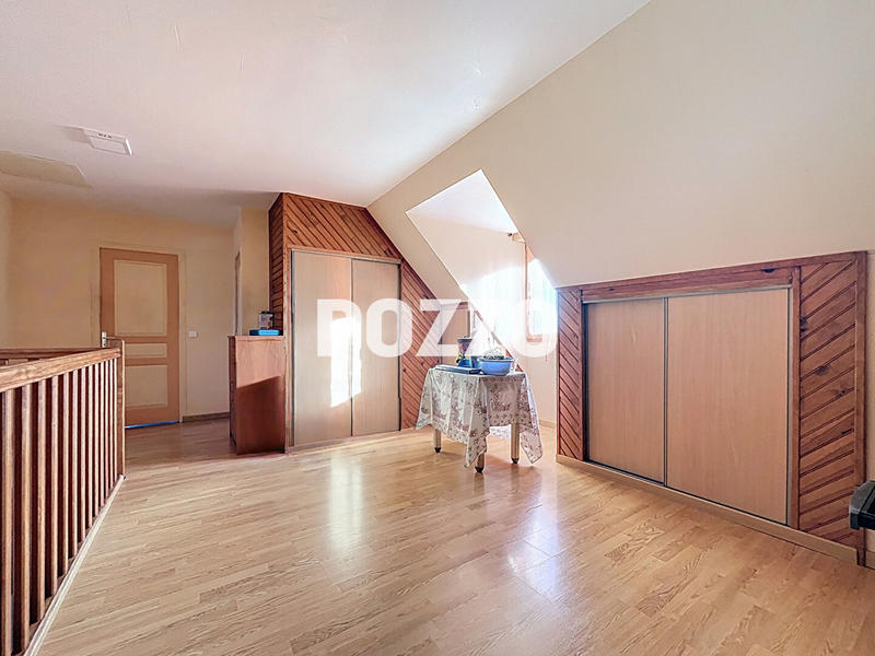 Maison - 195 m² - 7 pièces