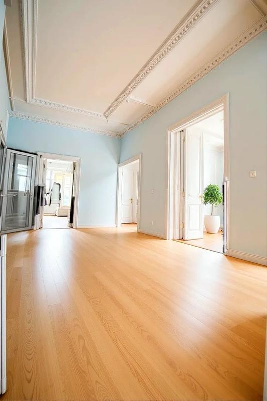 Appartement - 104 m² - 5 pièces