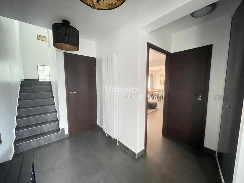 Maison - 102 m² - 5 pièces