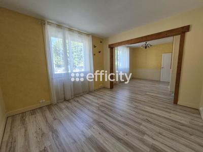 Maison - 115 m² - 4 pièces