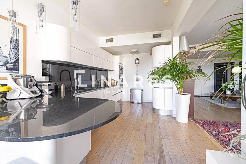 Appartement - 126 m² - 5 pièces