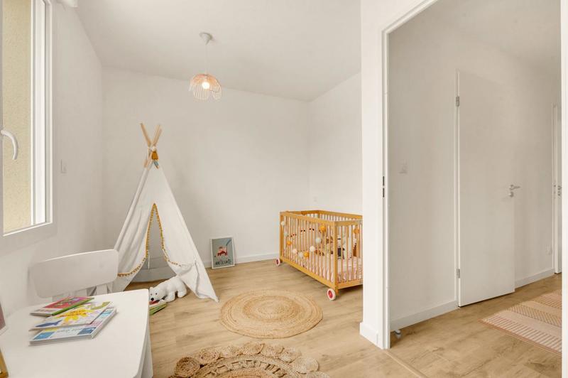 Maison - 92 m² - 4 pièces