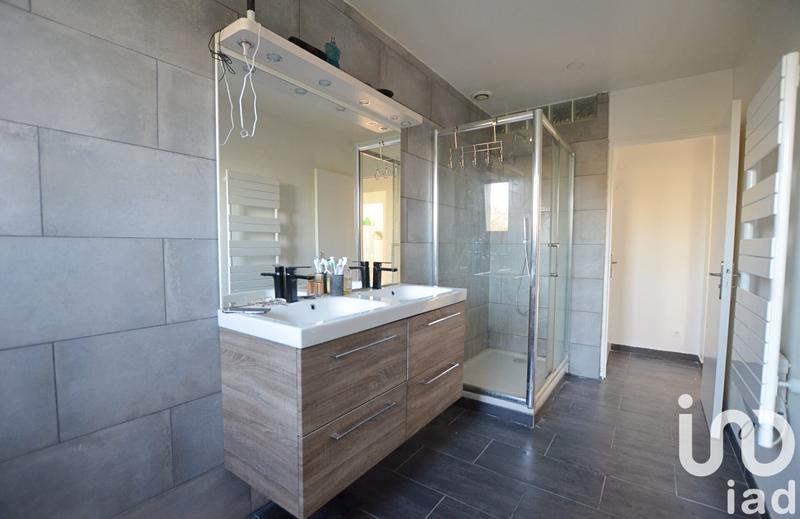 Maison - 174 m² - 7 pièces