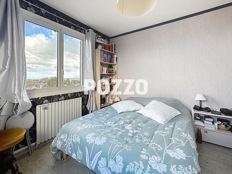 Appartement - 95 m² - 4 pièces