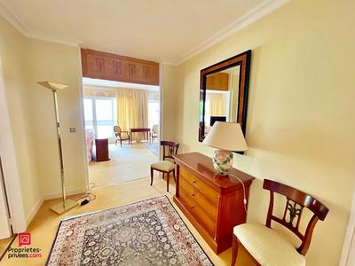 Appartement - 95 m² - 3 pièces