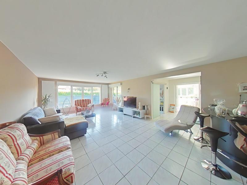 Maison - 156 m² - 6 pièces