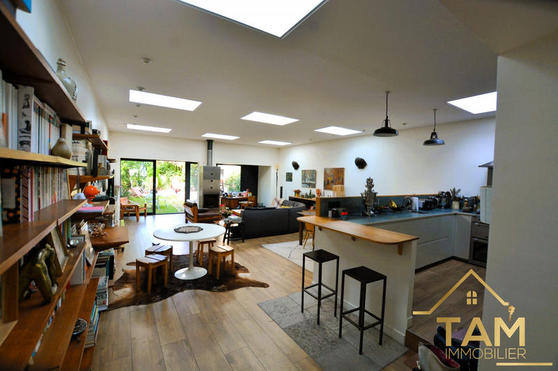 Maison - 165 m² - 6 pièces