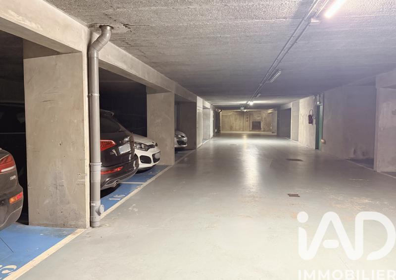 Parking - 11 m²