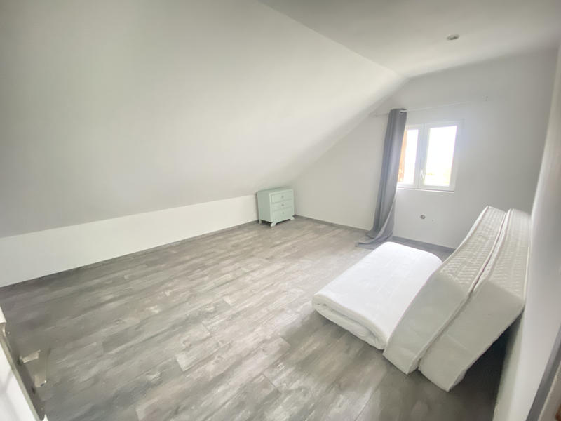 Propriété - 148 m² - 9 pièces