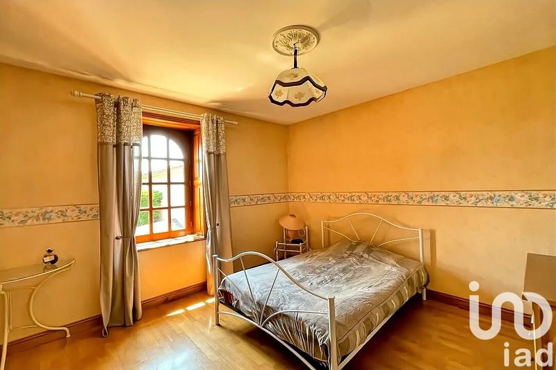 Maison de campagne - 200 m² - 8 pièces