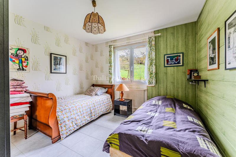 Maison - 170 m² - 6 pièces