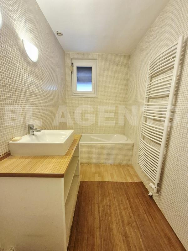 Maison - 82 m² - 4 pièces