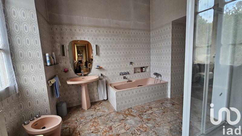 Château - 577 m² - 8 pièces