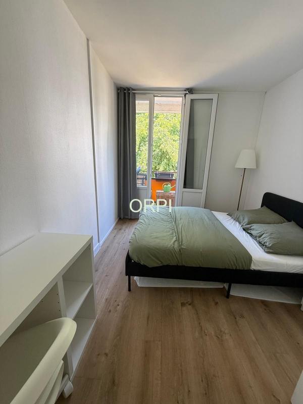 Appartement - 79 m² - 5 pièces