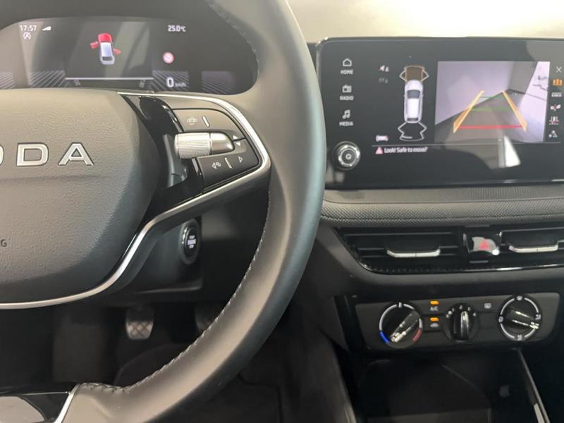 Skoda Fabia 1.0 Tsi 95 ch Evo 2 Bvm5 Selection