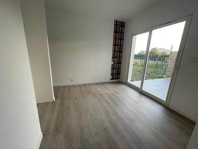 Villa - 90 m² - 4 pièces