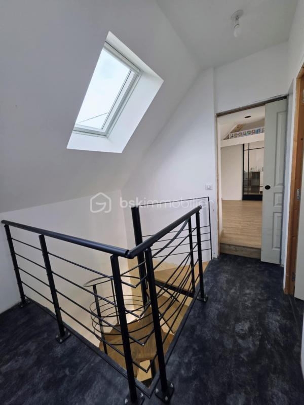 Maison - 122 m² - 5 pièces