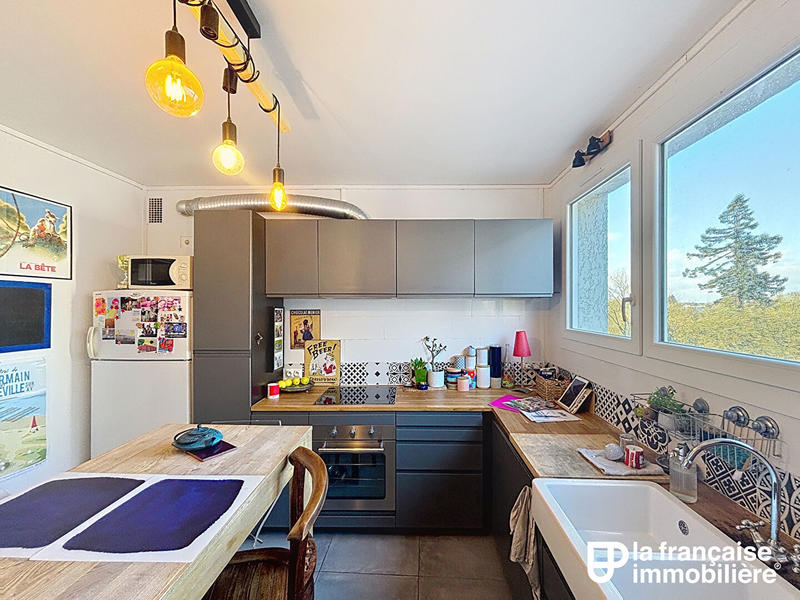 Appartement - 128 m² - 5 pièces