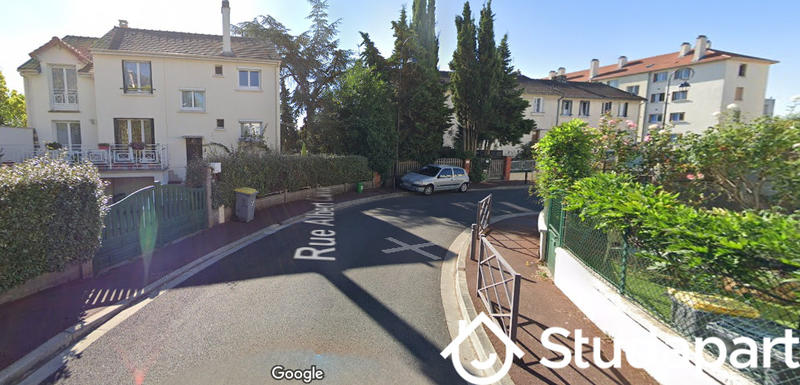 Chambre - 13 m² - 1 pièce