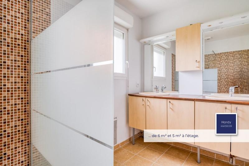 Maison - 168 m² - 7 pièces