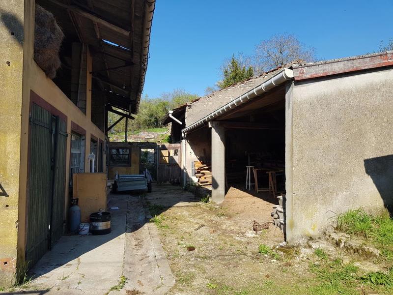 Terrain constructible - 1 028 m²