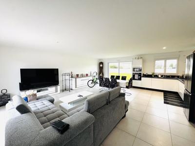 Villa - 103 m² - 5 pièces