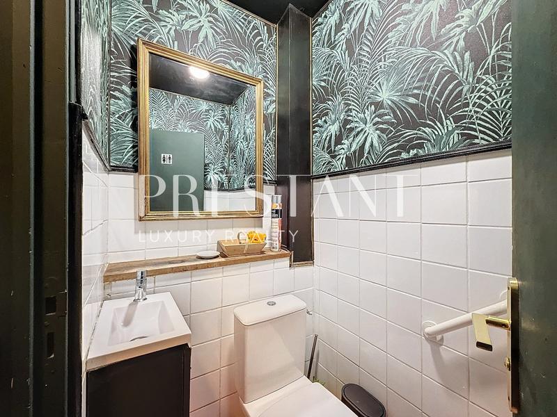 Bureau - 63 m² - 1 pièce