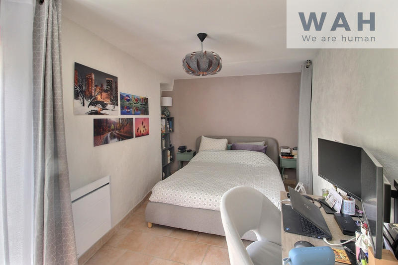 Maison de village - 84 m² - 3 pièces