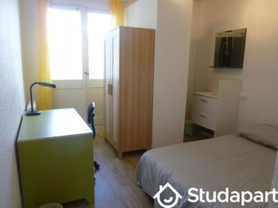 Chambre - 12 m² - 1 pièce