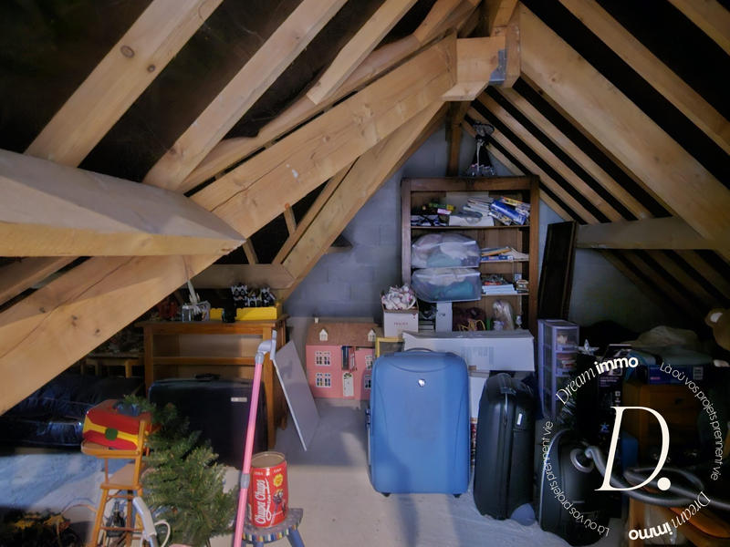 Maison traditionnelle - 120 m² - 6 pièces