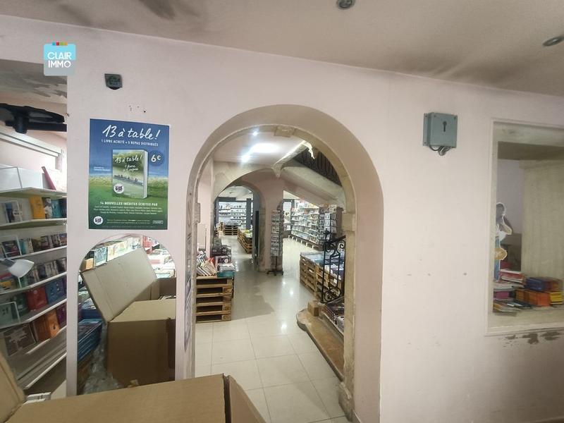 Fonds de commerce - Local commercial - 188 m²