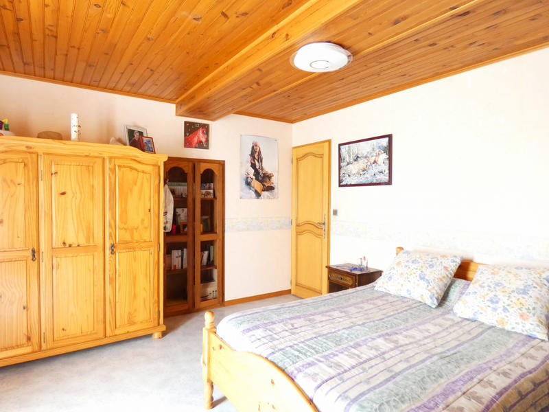 Maison - 168 m² - 6 pièces