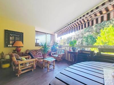 Appartement - 80 m² - 3 pièces