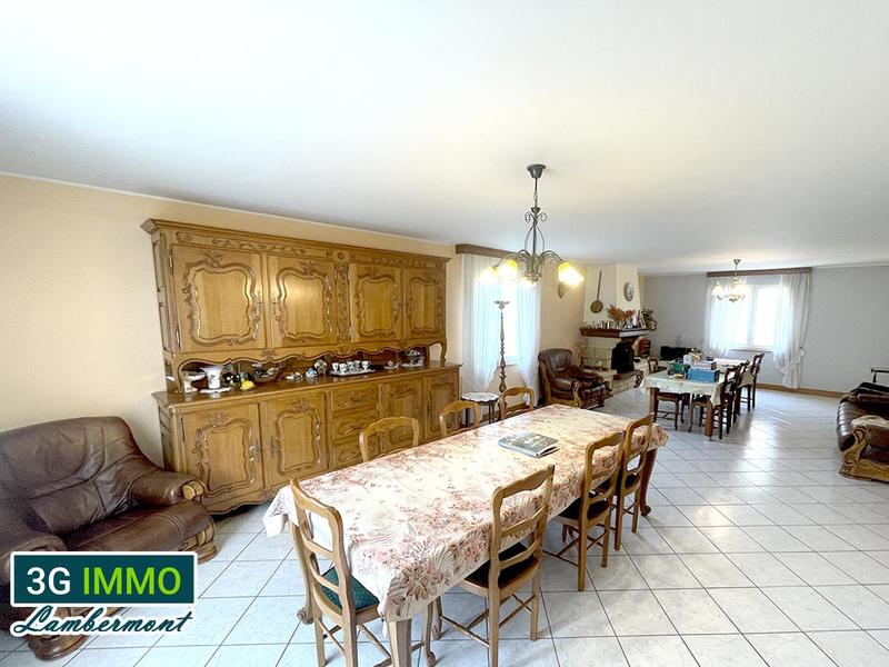 Maison - 195 m² - 9 pièces