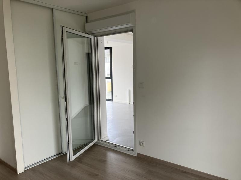 Appartement - 93 m² - 3 pièces
