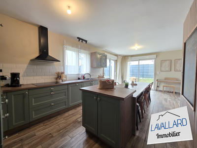 Maison - 114 m² - 6 pièces