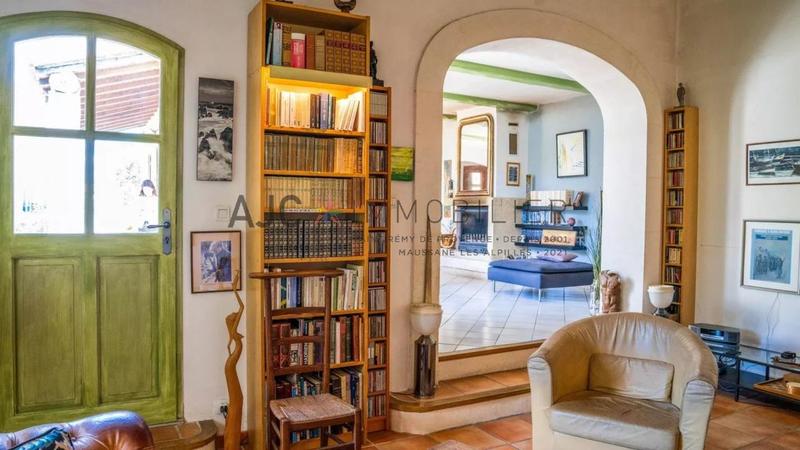 Maison - 165 m² - 5 pièces