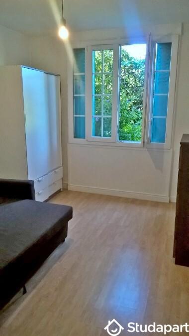 Chambre - 14 m² - 1 pièce