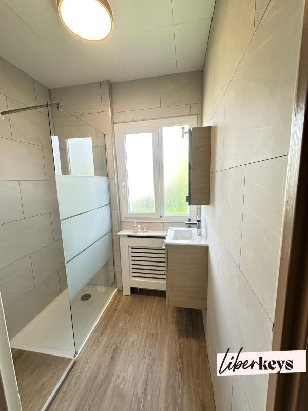 Pavillon - 64 m² - 4 pièces