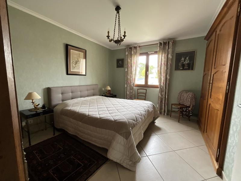 Maison - 238 m² - 5 pièces