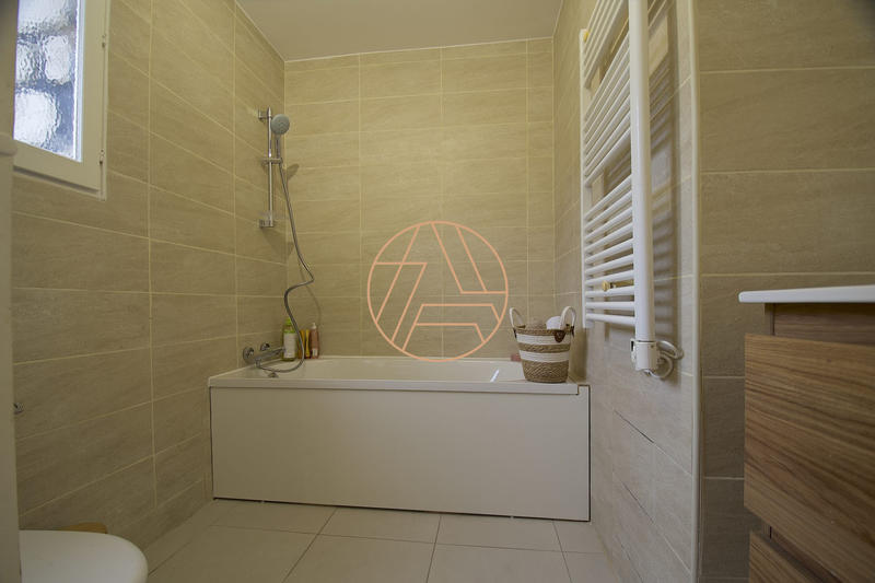 Maison ancienne - 84 m² - 4 pièces