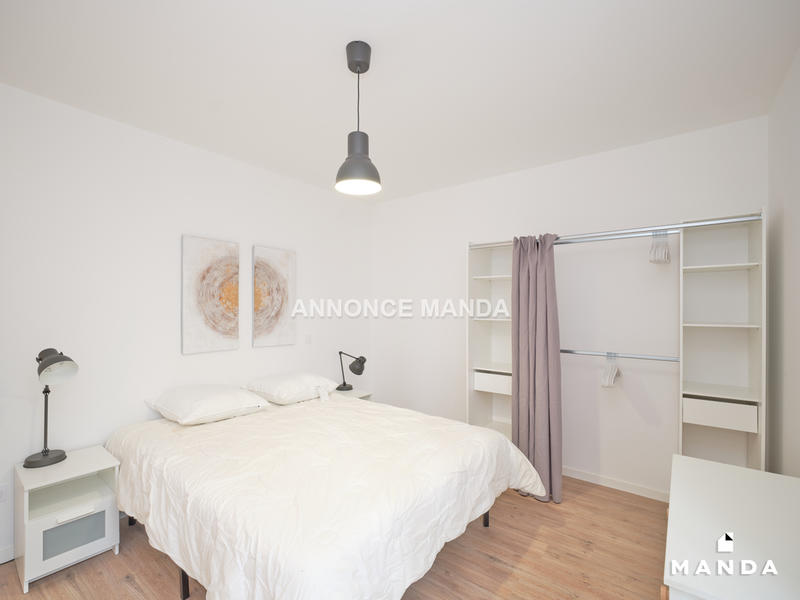 Chambre - 14 m² - 5 pièces
