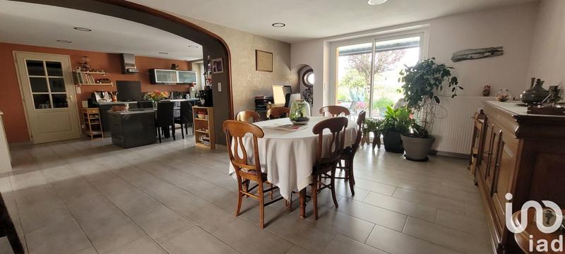 Maison - 240 m² - 10 pièces