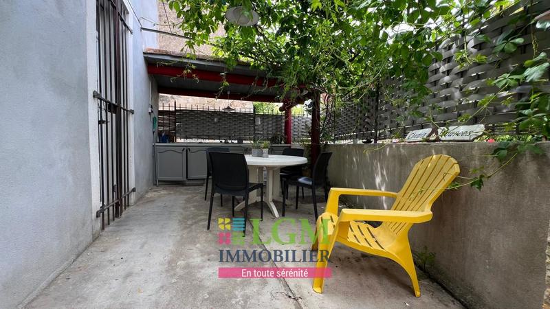 Maison - 181 m² - 6 pièces