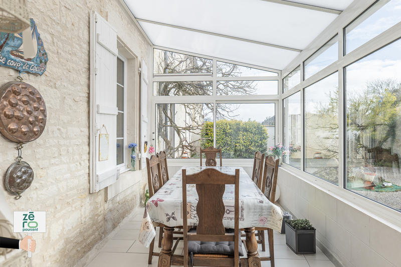 Maison - 200 m² - 6 pièces