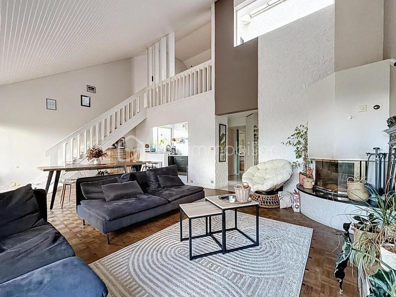 Pavillon - 130 m² - 6 pièces